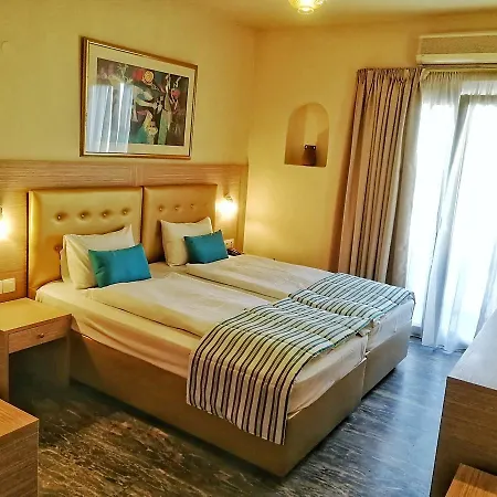 Thalia Deco & Hersonissos (Crete)
