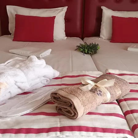 Thalia Deco & Hotel Hersonissos (Crete)